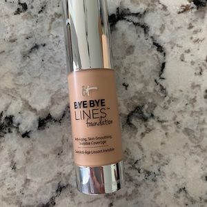 it cosmetics Makeup - It Cosmetics Bye Bye Lines Foundation Medium Shade it cosmetics Makeup - It Cosmetics Bye Bye Lines Foundation Medium Shade